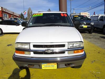 2000 Chevrolet Blazer LS - Photo 2 - Seattle, WA 98103