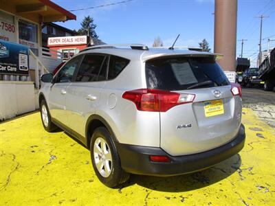 2013 Toyota RAV4 XLE   - Photo 8 - Seattle, WA 98103