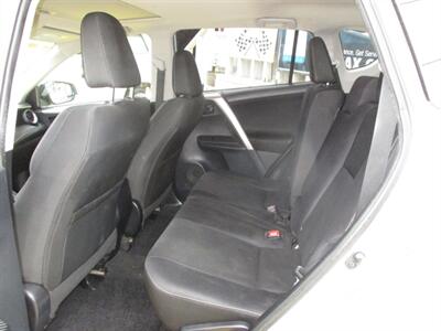 2013 Toyota RAV4 XLE - Photo 12 - Seattle, WA 98103