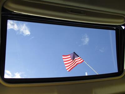 2013 Toyota RAV4 XLE   - Photo 14 - Seattle, WA 98103