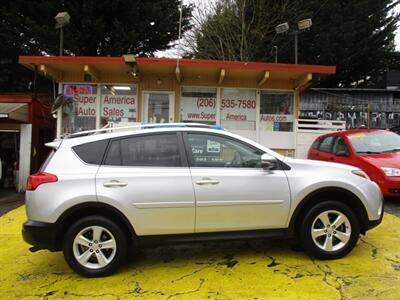 2013 Toyota RAV4 XLE - Photo 5 - Seattle, WA 98103