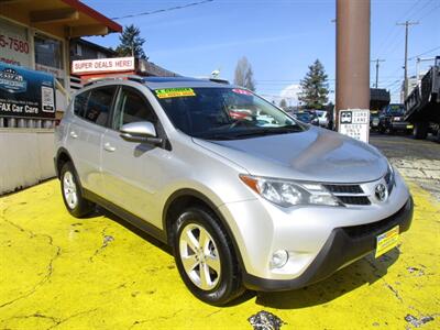 2013 Toyota RAV4 XLE   - Photo 4 - Seattle, WA 98103