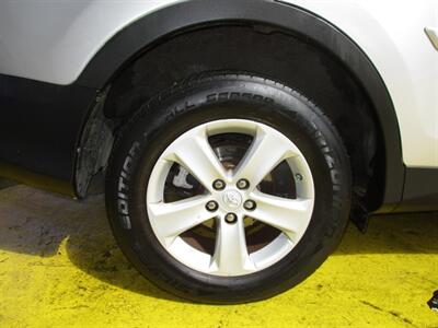 2013 Toyota RAV4 XLE   - Photo 20 - Seattle, WA 98103