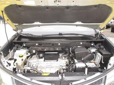 2013 Toyota RAV4 XLE - Photo 18 - Seattle, WA 98103