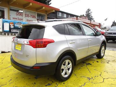 2013 Toyota RAV4 XLE - Photo 6 - Seattle, WA 98103