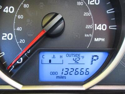 2013 Toyota RAV4 XLE   - Photo 16 - Seattle, WA 98103