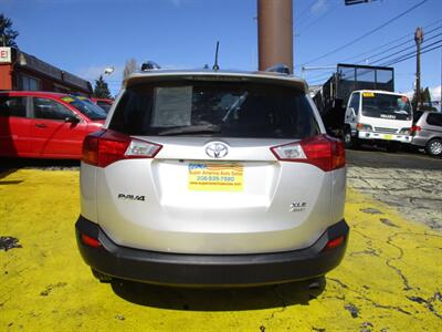 2013 Toyota RAV4 XLE   - Photo 7 - Seattle, WA 98103