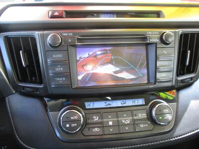 2013 Toyota RAV4 XLE   - Photo 17 - Seattle, WA 98103