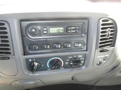 2000 Ford F-150 XL   - Photo 14 - Seattle, WA 98103