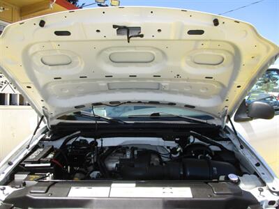 2000 Ford F-150 XL   - Photo 15 - Seattle, WA 98103