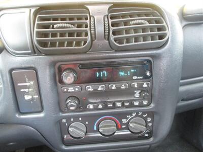 2003 GMC Sonoma SL - Photo 17 - Seattle, WA 98103