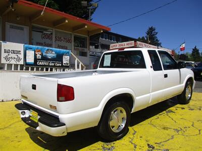 2003 GMC Sonoma SL - Photo 6 - Seattle, WA 98103