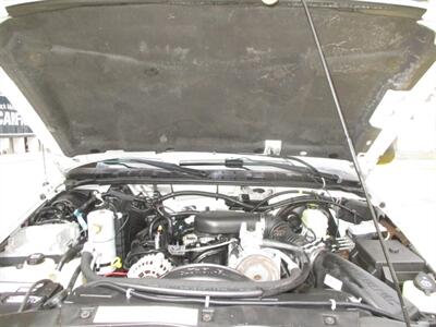 2003 GMC Sonoma SL - Photo 18 - Seattle, WA 98103