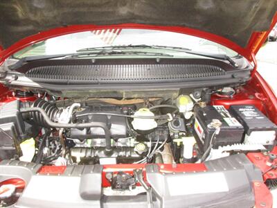 2001 Dodge Caravan Sport   - Photo 18 - Seattle, WA 98103