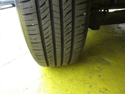 2001 Dodge Caravan Sport   - Photo 21 - Seattle, WA 98103