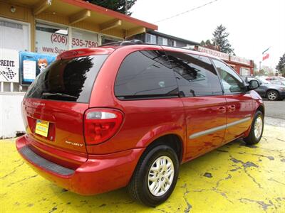 2001 Dodge Caravan Sport   - Photo 8 - Seattle, WA 98103