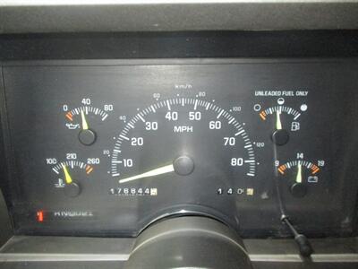 1994 Chevrolet C3500 Silverado   - Photo 24 - Seattle, WA 98103