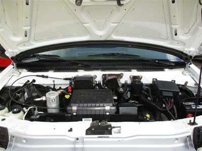 2003 Chevrolet Astro - Photo 18 - Seattle, WA 98103