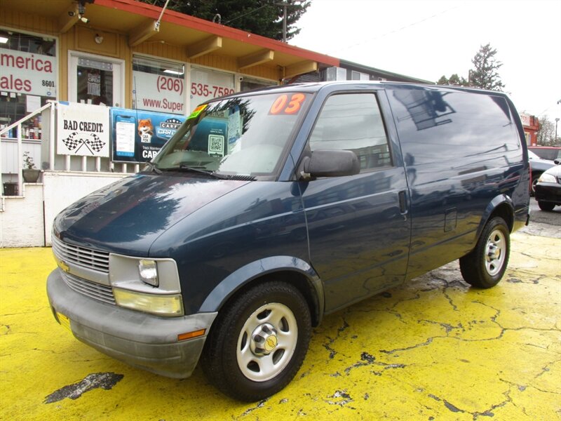 2003 Chevrolet Astro   - Photo 1 - Seattle, WA 98103