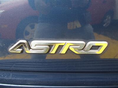 2003 Chevrolet Astro   - Photo 24 - Seattle, WA 98103