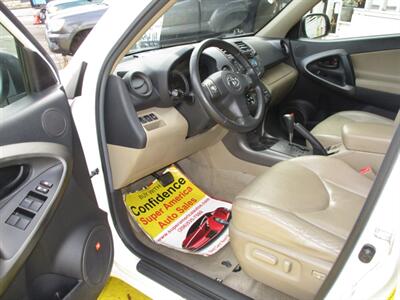 2009 Toyota RAV4 Limited - Photo 11 - Seattle, WA 98103