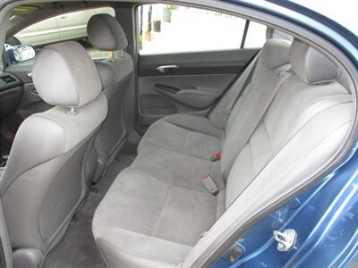 2006 Honda Civic LX   - Photo 12 - Seattle, WA 98103