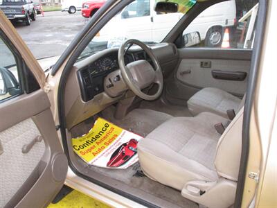 1995 Toyota Tacoma - Photo 11 - Seattle, WA 98103