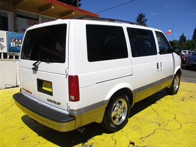 2003 Chevrolet Astro LT   - Photo 6 - Seattle, WA 98103