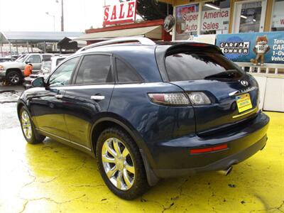 2005 INFINITI FX35   - Photo 8 - Seattle, WA 98103