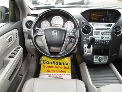 2009 Honda Pilot Touring w/Navi   - Photo 14 - Seattle, WA 98103