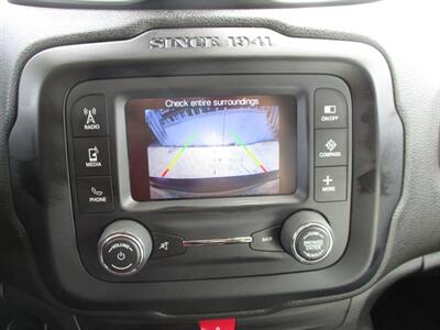 2016 Jeep Renegade Latitude   - Photo 17 - Seattle, WA 98103