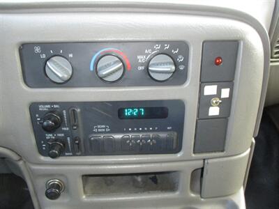 2004 Chevrolet Astro   - Photo 15 - Seattle, WA 98103