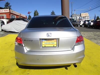 2010 Honda Accord LX - Photo 7 - Seattle, WA 98103