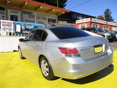 2010 Honda Accord LX - Photo 8 - Seattle, WA 98103