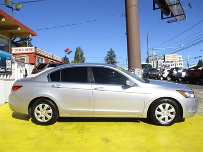 2010 Honda Accord LX - Photo 5 - Seattle, WA 98103