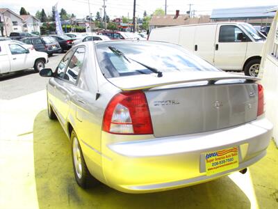 2002 Kia Spectra GS   - Photo 7 - Seattle, WA 98103