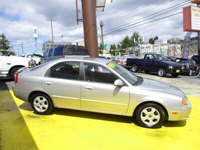 2002 Kia Spectra GS   - Photo 5 - Seattle, WA 98103