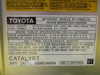 2006 Toyota RAV4 - Photo 19 - Seattle, WA 98103