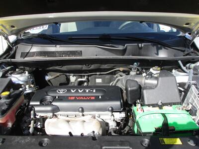 2006 Toyota RAV4 - Photo 17 - Seattle, WA 98103