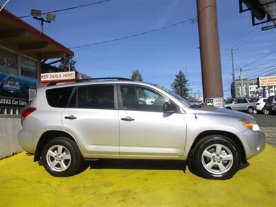 2006 Toyota RAV4 - Photo 5 - Seattle, WA 98103