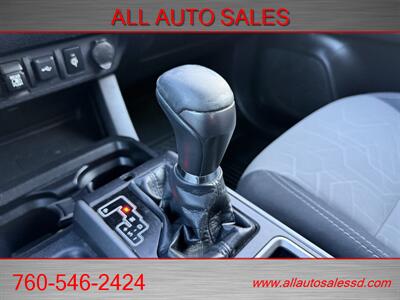 2021 Toyota Tacoma TRD Off-Road   - Photo 17 - Escondido, CA 92029