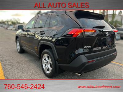 2019 Toyota RAV4 XLE   - Photo 8 - Escondido, CA 92029