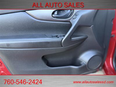 2019 Nissan Rogue Sport SV   - Photo 27 - Escondido, CA 92029