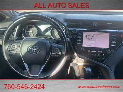 2018 Toyota Camry Hybrid XLE   - Photo 16 - Escondido, CA 92029