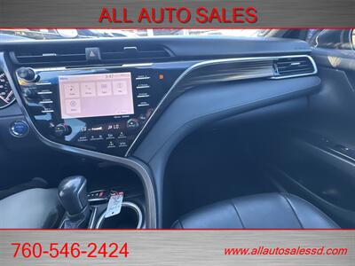 2018 Toyota Camry Hybrid XLE   - Photo 22 - Escondido, CA 92029