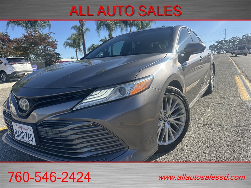 2018 Toyota Camry Hybrid XLE - Photo 1 - Escondido, CA 92029