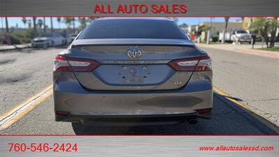 2018 Toyota Camry XLE - Photo 6 - Escondido, CA 92029