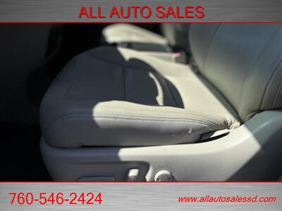 2015 Toyota Sienna LE 8-Passenger   - Photo 37 - Escondido, CA 92029