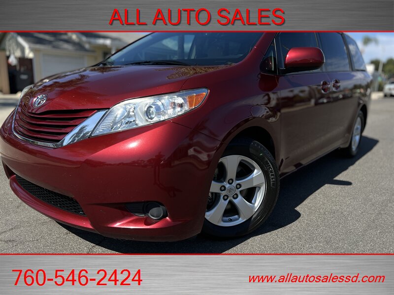 2015 Toyota Sienna LE 8-Passenger - Photo 1 - Escondido, CA 92029