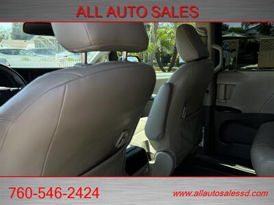 2015 Toyota Sienna LE 8-Passenger   - Photo 17 - Escondido, CA 92029